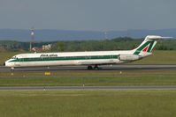 I-DAWC @ VIE - Alitalia MDD MD80 - by Thomas Ramgraber-VAP