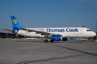 OO-TCH @ VIE - Thomas Cook Airbus 320 - by Yakfreak - VAP