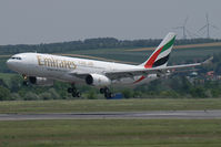 A6-EKR @ VIE - Emirates Airbus A330-200 - by Thomas Ramgraber-VAP