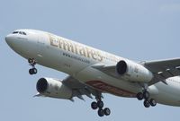 A6-EKR @ LOWW - Emirates  A330 - by Delta Kilo