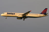 TC-IEG @ VIE - Inter Airlines Airbus A321 - by Thomas Ramgraber-VAP