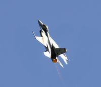 88-0533 @ KBJC - F-16 haulin' skyward - by John Little
