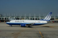 N340UA @ KORD - Boeing 737-300