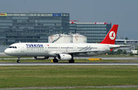 TC-JRD @ VIE - Turkish Airlines Airbus A321-231 - by Joker767