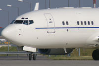 02-0042 @ VIE - USA - Air Force Boeing 737-700 - by Thomas Ramgraber-VAP