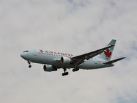 C-FBEG @ CYVR - Air Canada - by Ricky Batallones