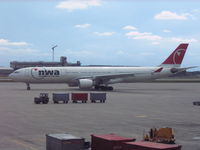 N801NW @ MSP - Waiting to turn into its gate - by Devin R.