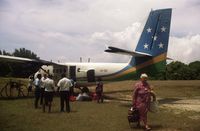 H4-SID @ GZO - DHC-6-300 Twin Otter Gizo Solomon Islands Sep 2001 - by Nick Lindsley