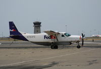 N763FE @ OAK - FEDEX Feeder 1991 Cessna 208B on Saturday Rest in smoky conditions @ Oakland, CA - by Steve Nation