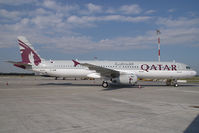 A7-ADW @ VIE - Qatar Airways Airbus 321 - by Yakfreak - VAP