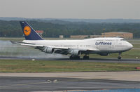 D-ABVM @ EDDF - Lufthansa - by Christian Waser