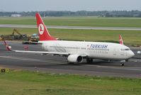 TC-JGU @ DUS - Turkish Airways 737-800 - by Luigi