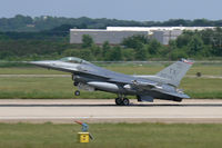 86-0222 @ NFW - Landing at Carswell Field (NASJRB Ft. Worth)