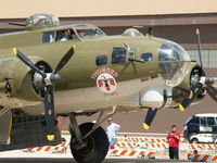 N900RW @ KOFF - NOSE ART ON B-17G THUNDER BIRD - by Gary Schenaman