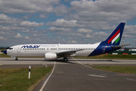 HA-LOK @ BUD - Malev Boeing 737-800 - by Yakfreak - VAP