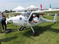 N81028 @ OSH - 2004 Pipistrel SINUS 912 Motorglider, Rotax - by Doug Robertson