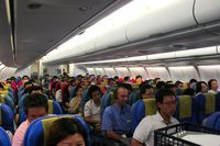 B-HWH - Flight KA430 from Hong Kong to Kaohsiung - by Michel Teiten ( www.mablehome.com )