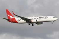 VH-VXF @ NZAA - Qantas 737-800
