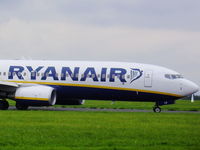 EI-DLO @ EGGP - Ryanair - by chris hall