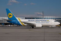 UR-GAW @ VIE - Ukraine International Boeing 737-500 - by Yakfreak - VAP