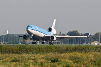 PH-KCA @ EHAM - Landing in Amsterdam - by Thomas Jansen