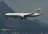 B-HNP @ VHHH - Cathay Pacific approaching runway 25R - by Michel Teiten ( www.mablehome.com )