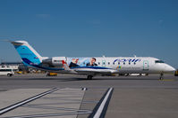 S5-AAE @ VIE - Adria Airways Regionaljet - by Yakfreak - VAP