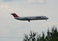 N8925E @ DTW - Northwest DC-9-31 - by Florida Metal