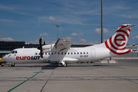 SP-EDF @ VIE - Eurolot ATR42 - by Yakfreak - VAP