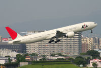JA737J @ RJOO - JAL 777-300 - by Keishi Nukina