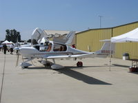 N695DS @ CMA - 2007 Diamond DA-40-180 DIAMOND STAR, Lycoming IO-360-M1A+ 180 Hp - by Doug Robertson