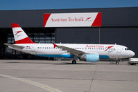 OE-LBQ @ VIE - Austrian Airlines Airbus 320 - by Yakfreak - VAP