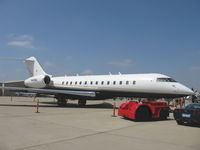 N421SZ @ CMA - 2007 Bombardier BD-700-1A10 GLOBAL EXPRESS, two Rolls-Royce Deutschland BR710A2-20 Turbofans 14,750 lb st each flat rated to ISA +20 deg.C with FADEC - by Doug Robertson