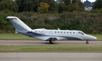 OE-GJF @ EGGW - Citation 525 taxies out from Luton - by Terry Fletcher