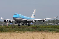 PH-BFY @ EHAM - AMS Trip - by Peter Pabel