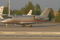OE-INY @ VIE - Vista Jet Canadair CL600 Challenger - by Thomas Ramgraber-VAP
