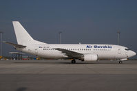 OM-ASF @ VIE - Air Slovakia Boeing 737-300 - by Yakfreak - VAP