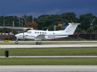 N200FE @ ORL - Beech 200 Super King Air - by Florida Metal