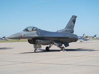 86-0225 @ KLNK - F-16 FIGHTING FALCON FROM SOUTH DAKOTA - by Gary Schenaman