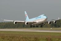 HL7439 @ LFSB - Korean Air 747-400