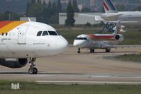 EC-FGV @ LFPO - Iberia A320 - by Andy Graf-VAP