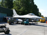 J-627 @ EHLW - General Dynamics F-16AM Fighting Falcon J-627 Royal Netherlands Air Force - by Alex Smit