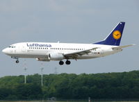 D-ABXL @ EDDL - Boeing B737-330 D-ABXL Lufthansa - by Alex Smit