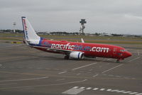 VH-VOQ @ YSSY - arriving to gate - by Daniel Vanderauwera