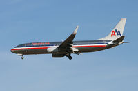 N978AN @ DFW - American Airlines 737 on approach to DFW - by Zane Adams