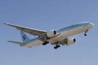 HL7734 @ KLAX - Korean 777 landing at LAX - by Todd Royer