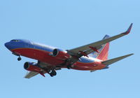N447WN @ TPA - Southwest 737-700 - by Florida Metal