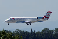 OE-LCM @ VIE - Austrian arrows Canadair Regional Jet CRJ200LR