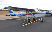 N7895X @ F51 - Early Skyhawk on the ramp at F51 - Winnsboro - by TorchBCT
