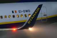 EI-DWD @ SZG - Ryanair Boeing 737-800 - by Thomas Ramgraber-VAP